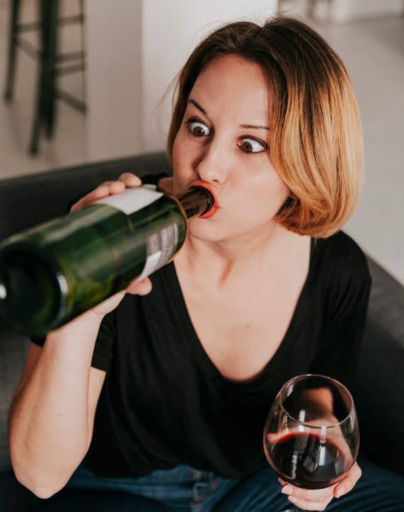Addiction à l’alcool chez les femmes : sortir de la honte et oser demander de l’aide